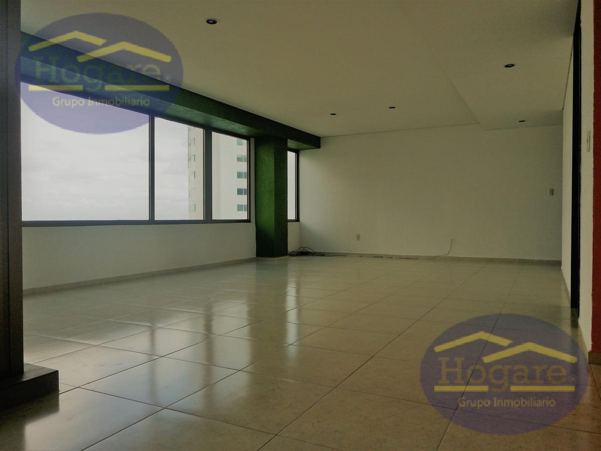 Departamento en venta Torre Rembrandt Lomas de Gran Jardín. Hermosa vista a la ciudad