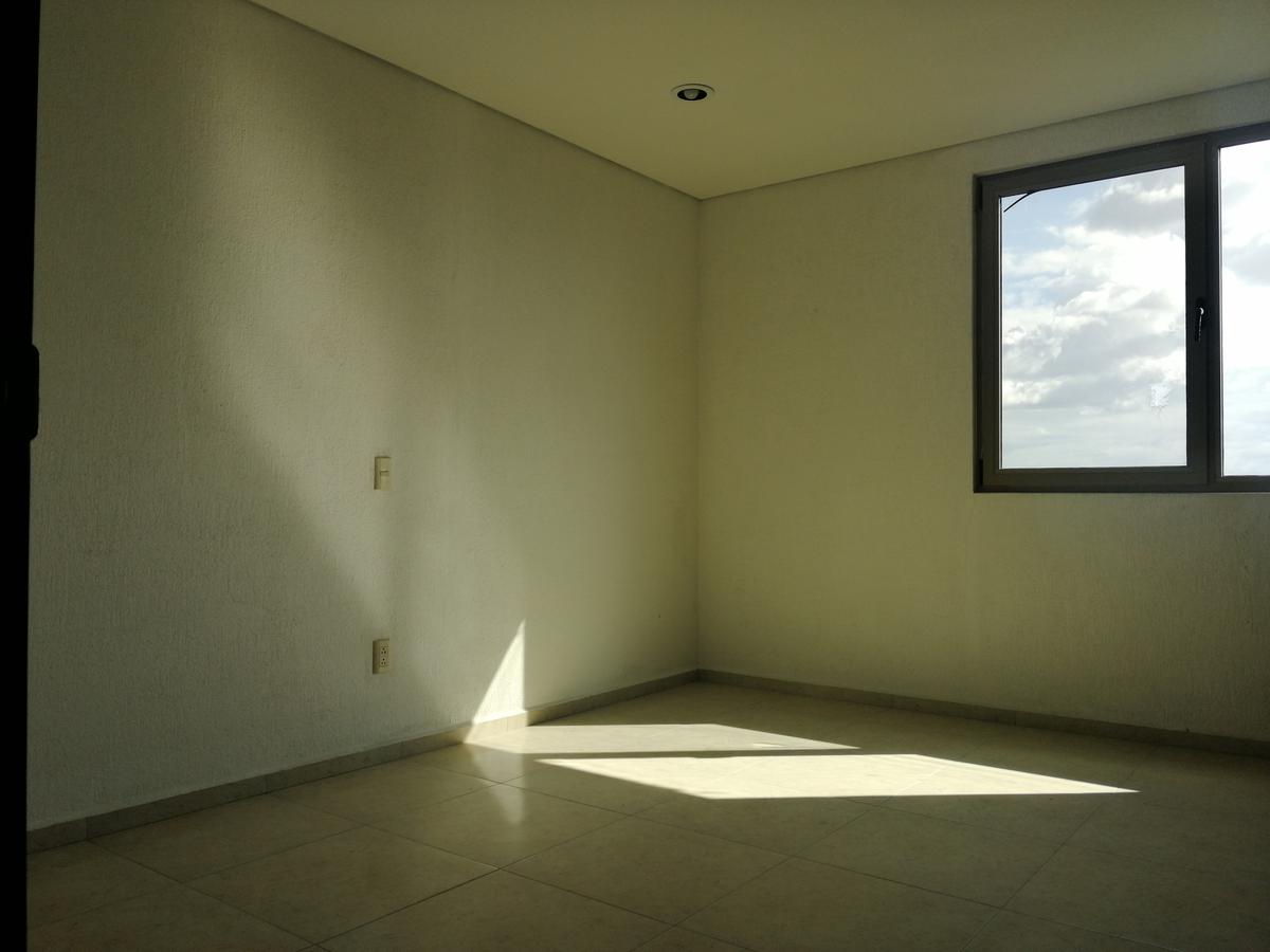 Departamento en venta Torre Rembrandt Lomas de Gran Jardín. Hermosa vista a la ciudad