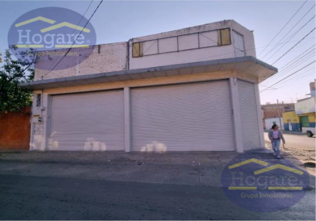 Local en Venta en Esquina,  Ideal para Taller Mecánico, Excelente Ubicación El Retiro Leon Gto