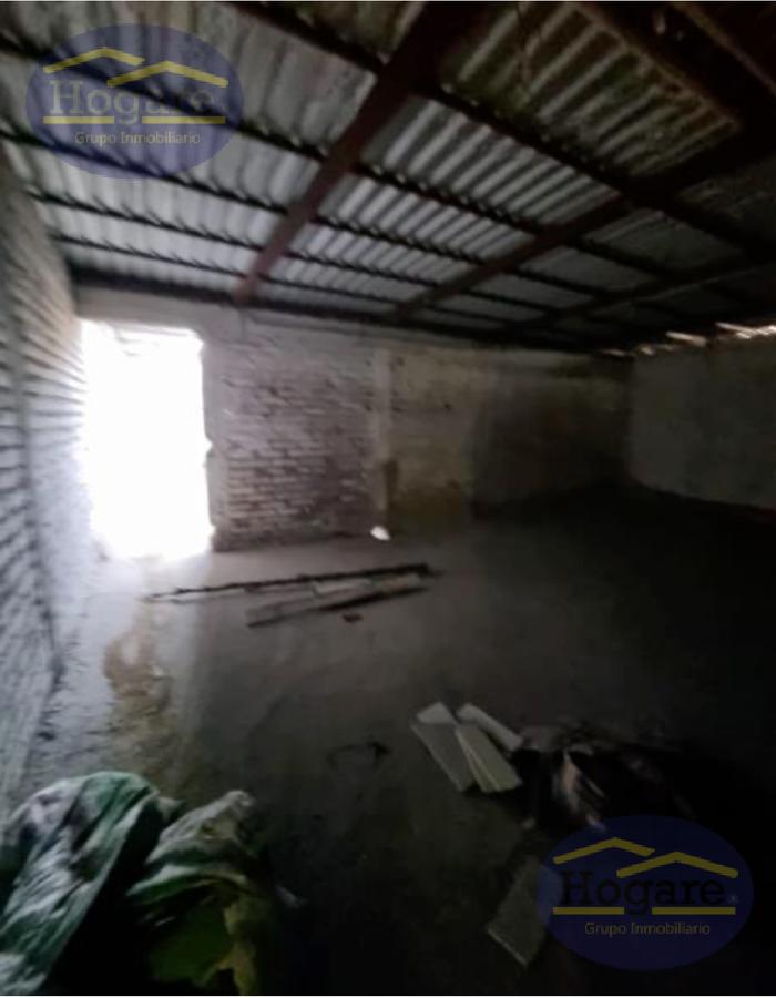 Local en Venta en Esquina,  Ideal para Taller Mecánico, Excelente Ubicación El Retiro Leon Gto
