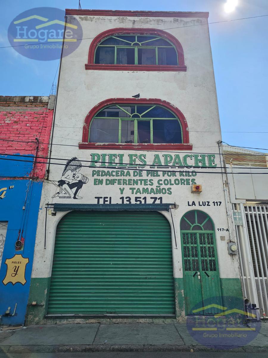 Local Comercial en Venta, Excelente Ubicación en Zona de Comercio, Coecillo, León Gto