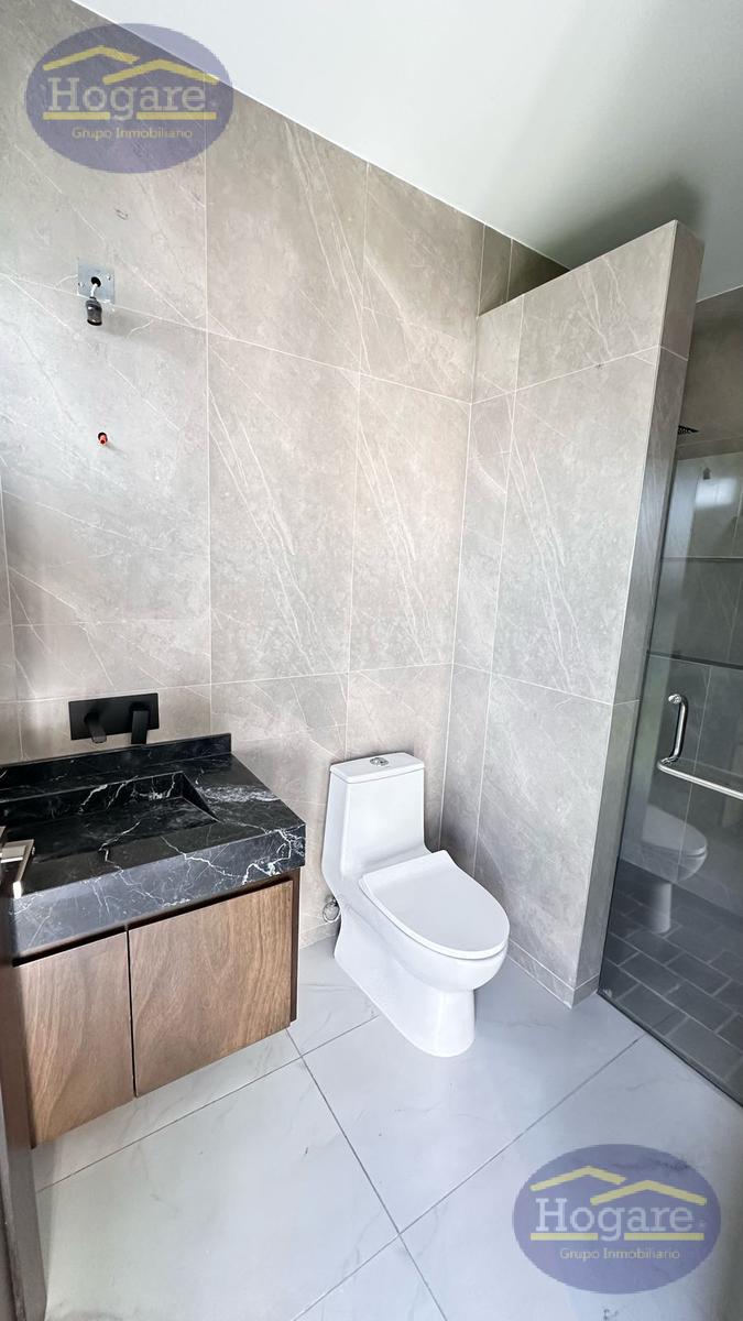 Casa en Venta dentro de Cluster en la Campiña residencial León Gto