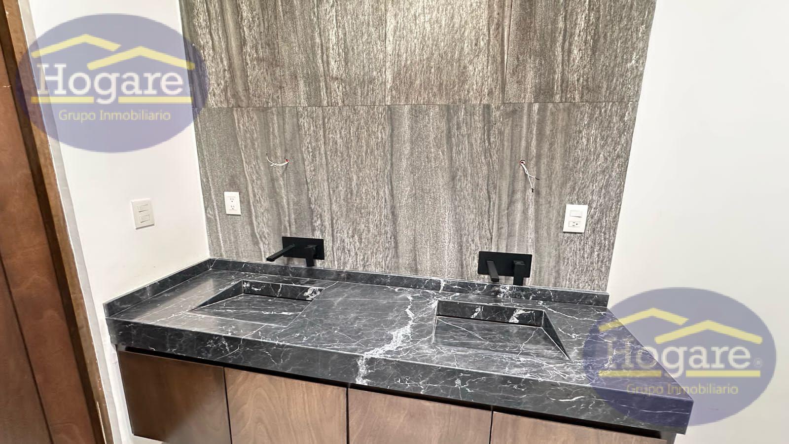 Casa en Venta dentro de Cluster en la Campiña residencial León Gto