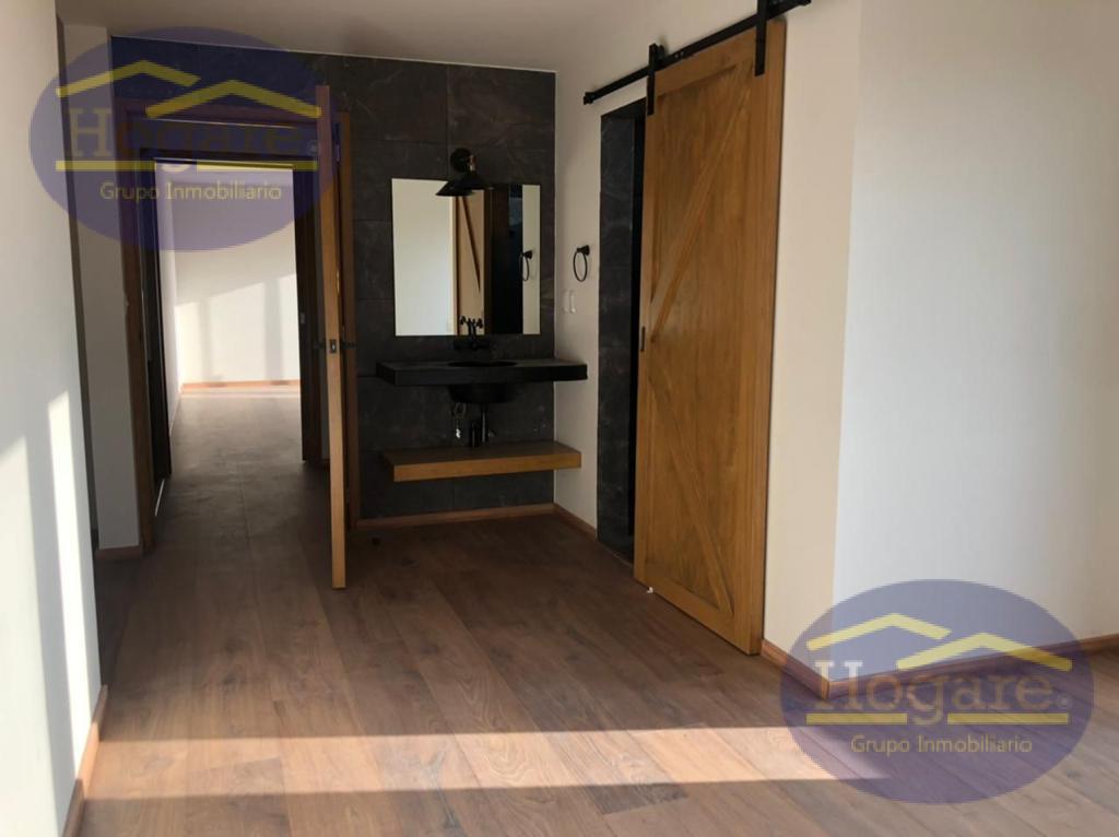 Amplia Casa Campestre en Venta, Fraccionamiento los Encinos, León, Gto.