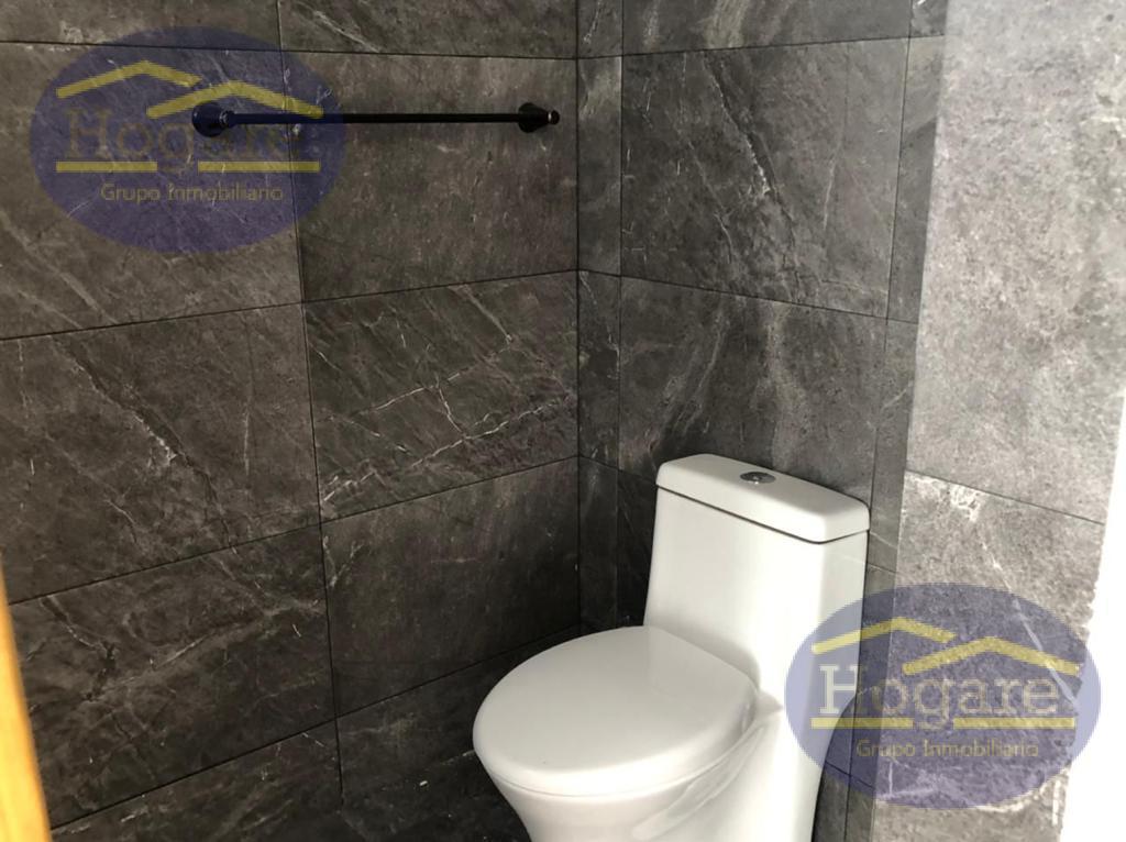 Amplia Casa Campestre en Venta, Fraccionamiento los Encinos, León, Gto.