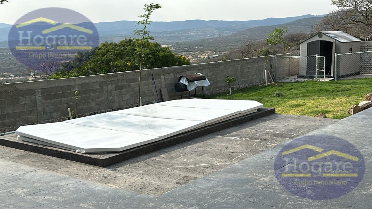 Amplia Casa Campestre en Venta, Fraccionamiento los Encinos, León, Gto.