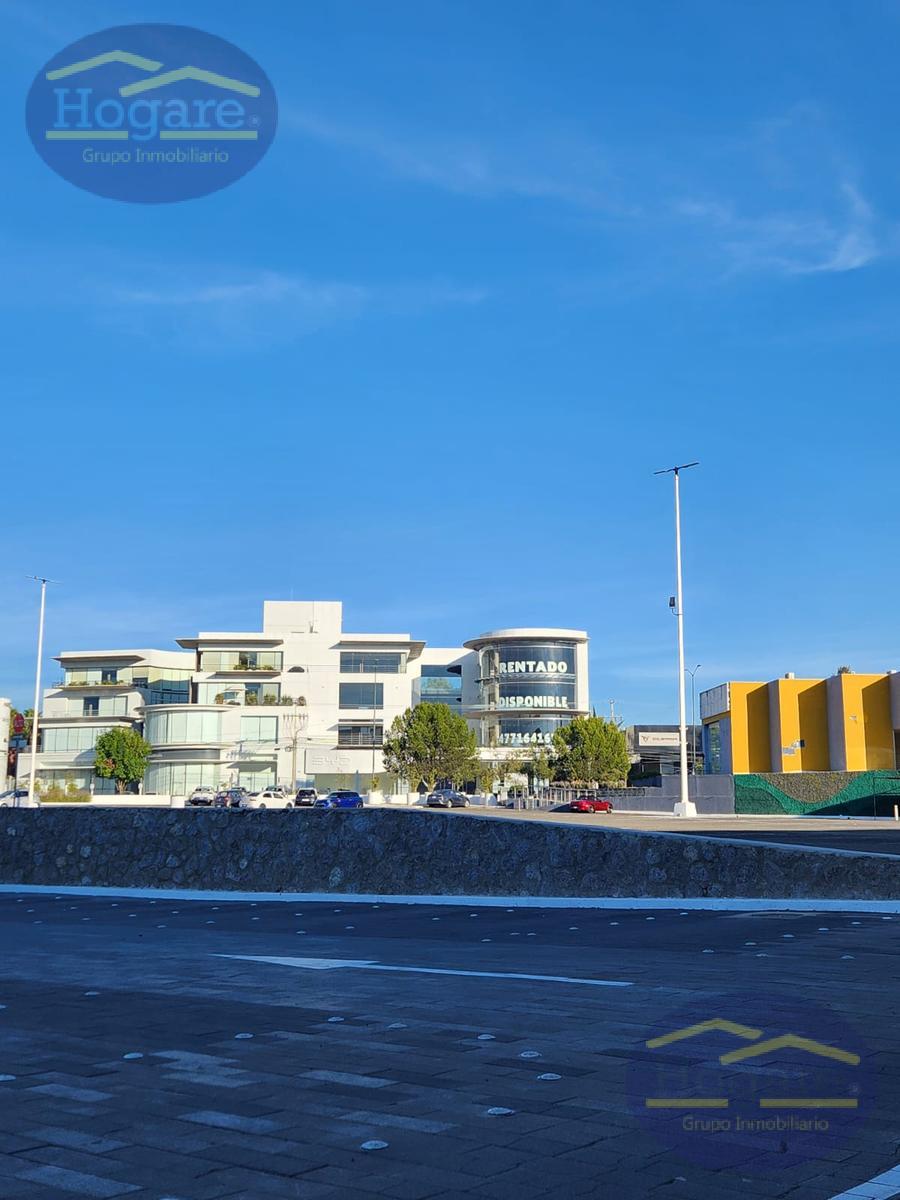 Oficina Nueva Renta Frente Plaza Mayor Zona Norte León Gto