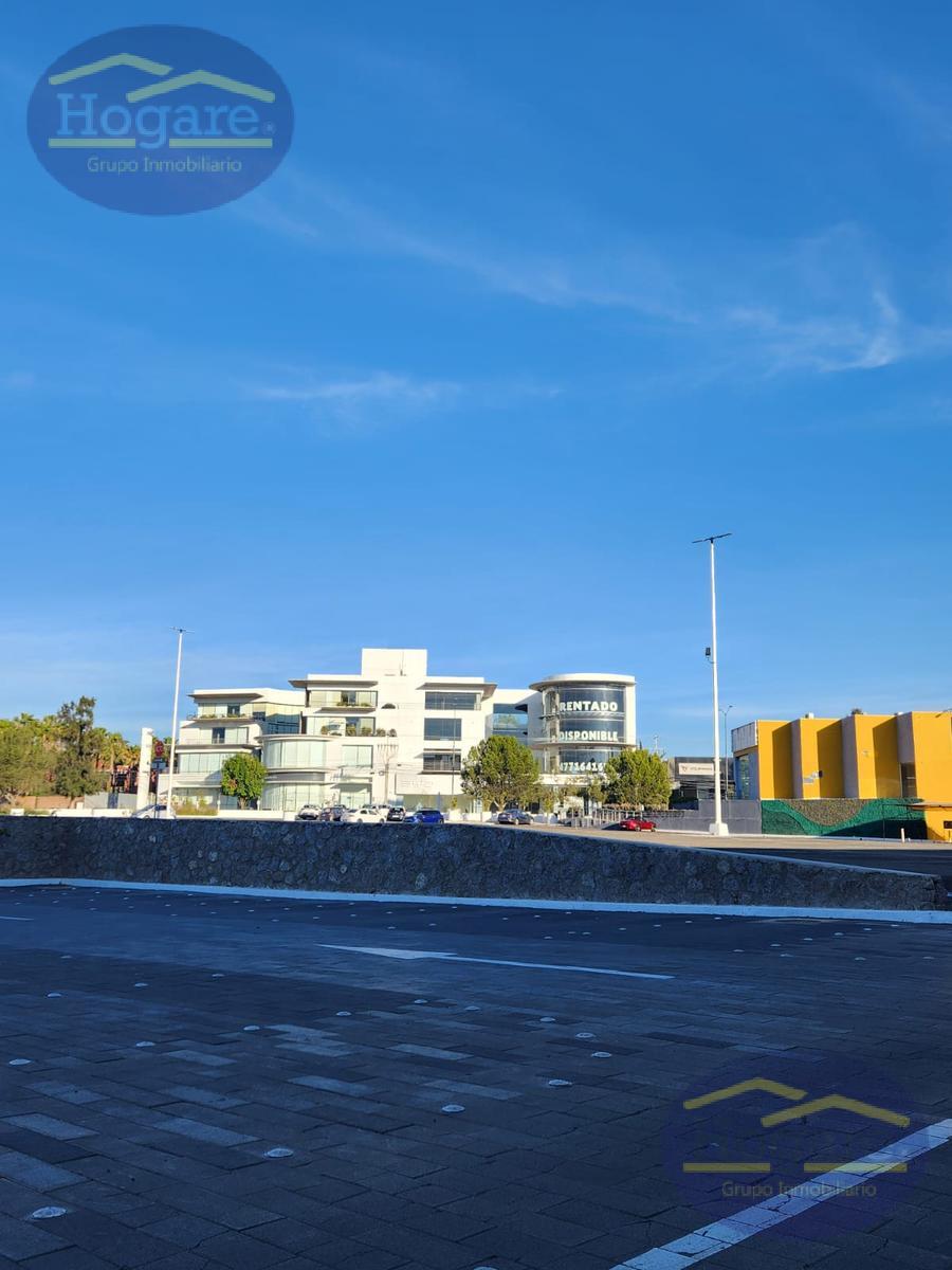 Oficina Nueva Renta Frente Plaza Mayor Zona Norte León Gto