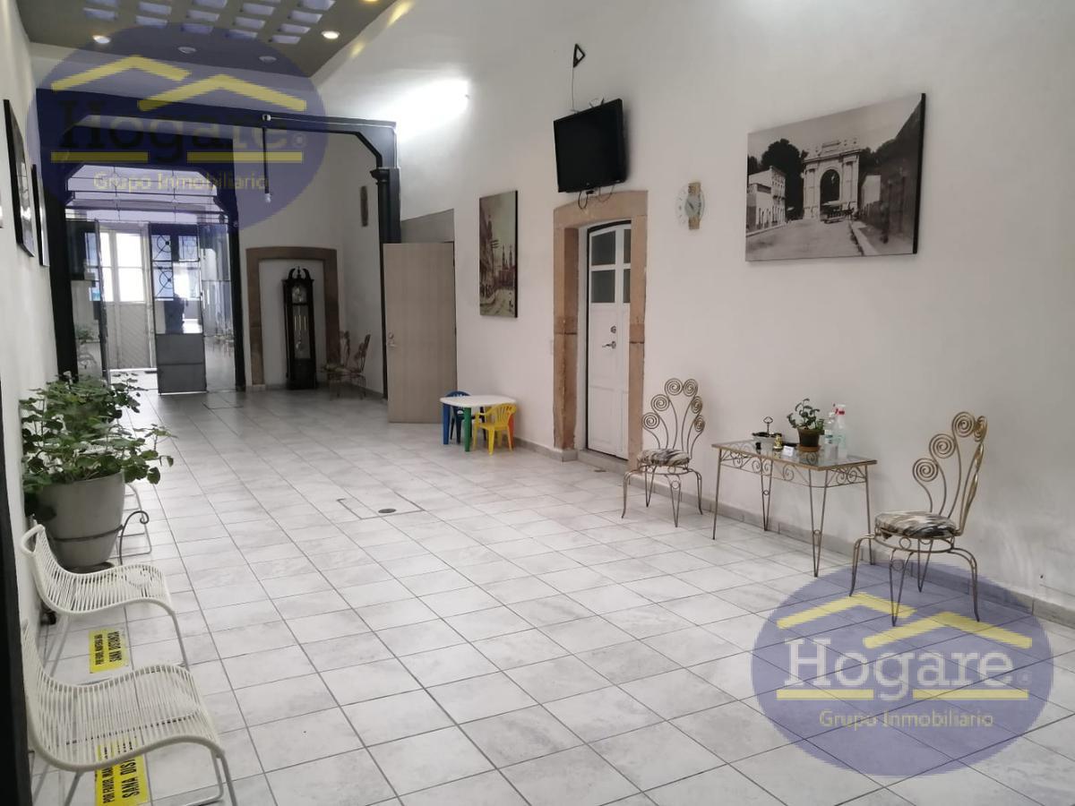 Oficina en Renta, excelente espacio para consultorio o para oficina en la Col. Obregón León Gto.
