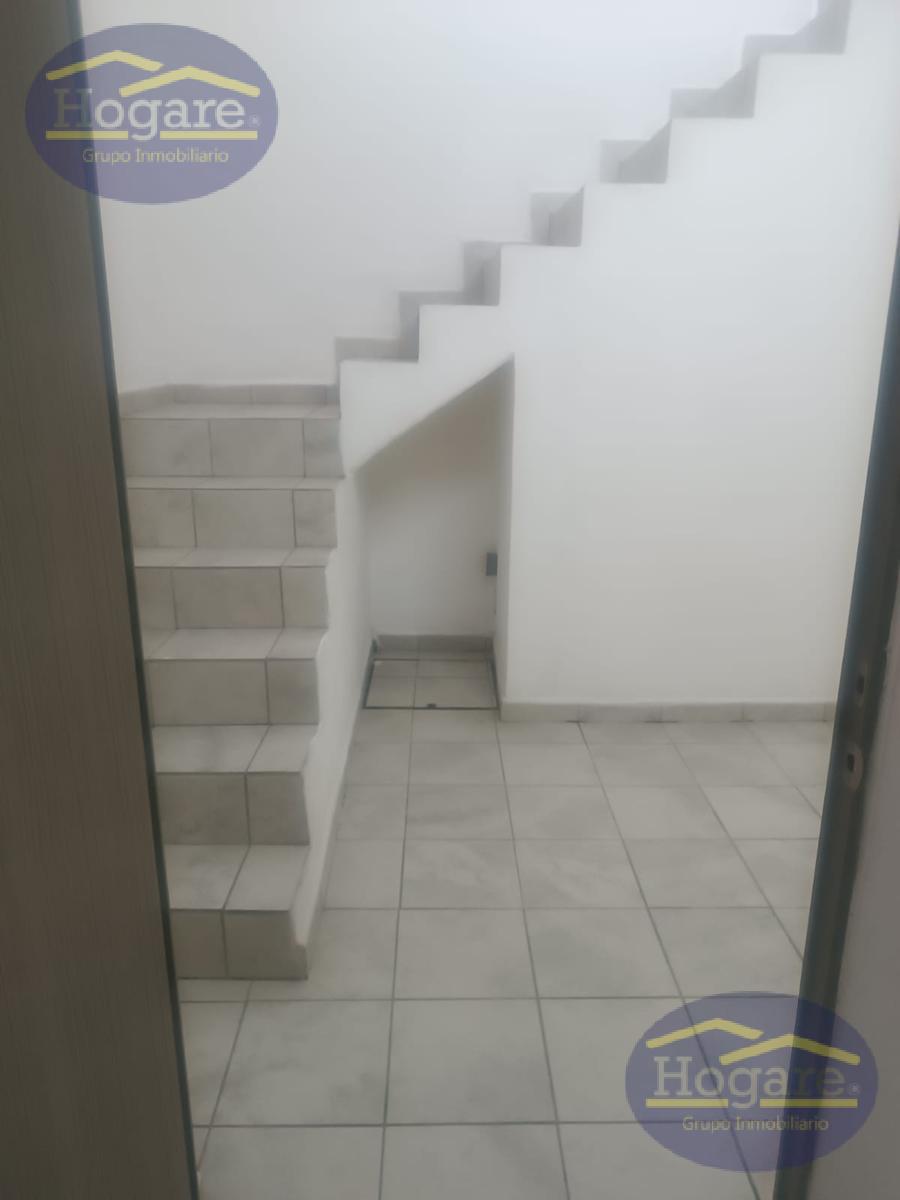 Oficina en Renta, excelente espacio para consultorio o para oficina en la Col. Obregón León Gto.