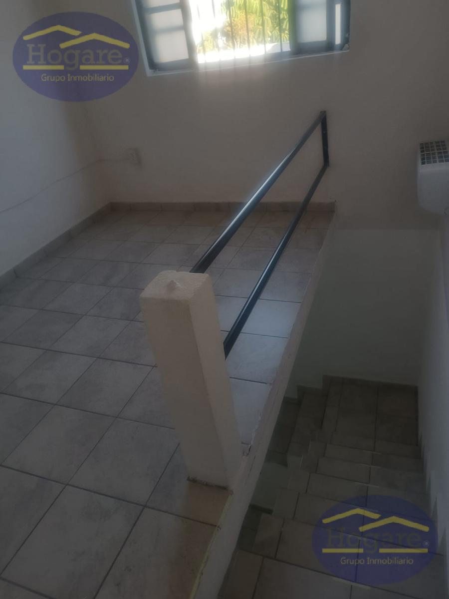 Oficina en Renta, excelente espacio para consultorio o para oficina en la Col. Obregón León Gto.