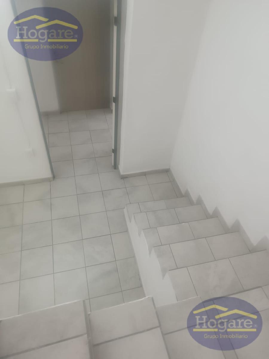 Oficina en Renta, excelente espacio para consultorio o para oficina en la Col. Obregón León Gto.
