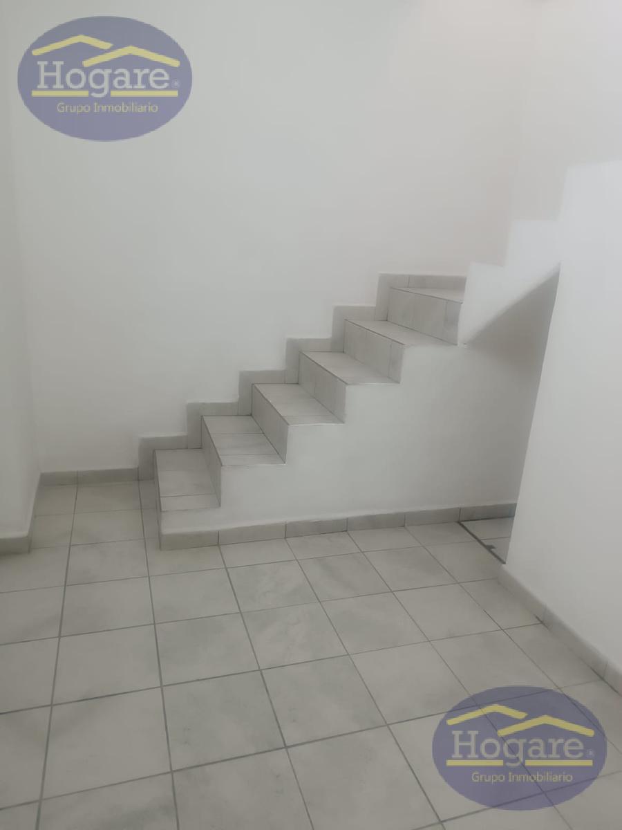Oficina en Renta, excelente espacio para consultorio o para oficina en la Col. Obregón León Gto.