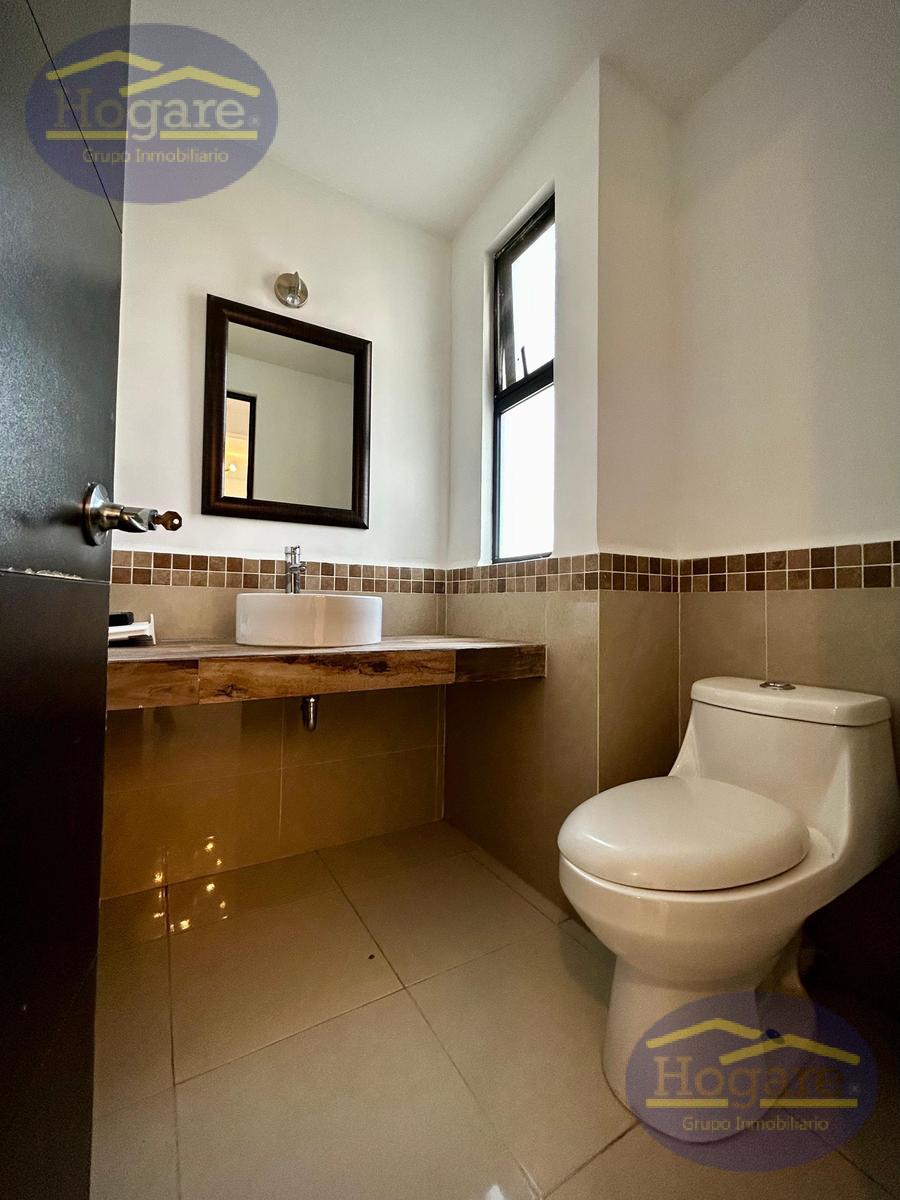Casa en Venta dentro de privada, Zona norte en El Cielo Residencial en León, Gto.