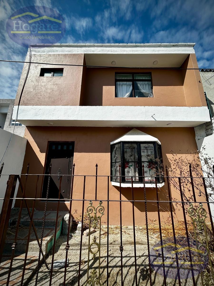 CASA EN VENTA A UN PAR DE CUADRAS DE BLVD AUSTRI, COLONIA CHAPALITA, LEÓN GTO