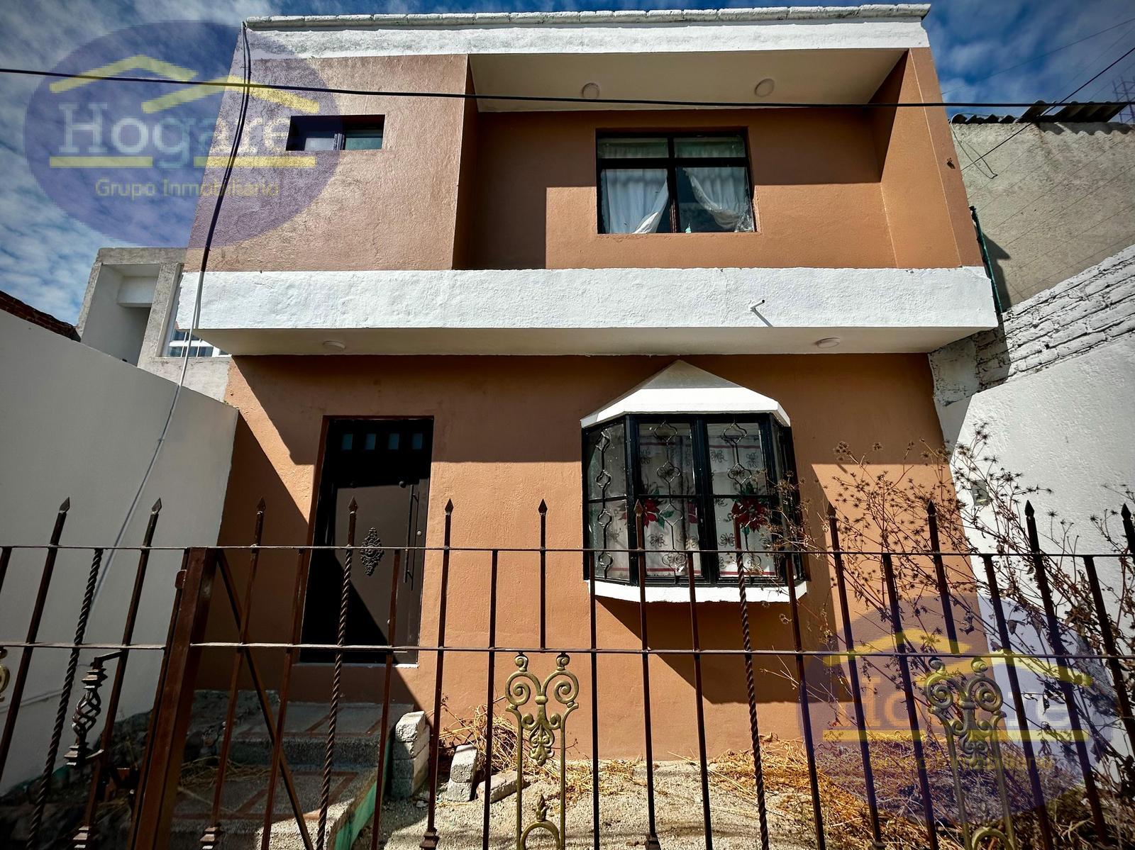 CASA EN VENTA A UN PAR DE CUADRAS DE BLVD AUSTRI, COLONIA CHAPALITA, LEÓN GTO