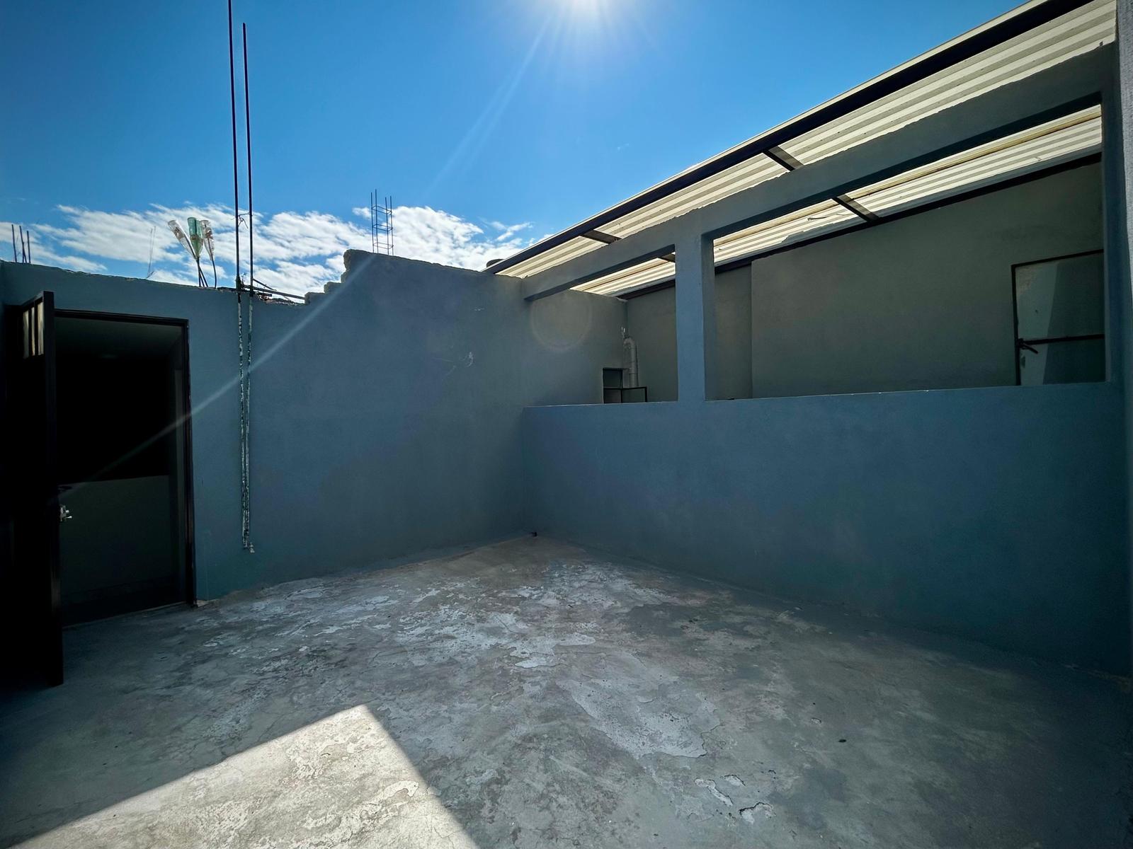 CASA EN VENTA A UN PAR DE CUADRAS DE BLVD AUSTRI, COLONIA CHAPALITA, LEÓN GTO