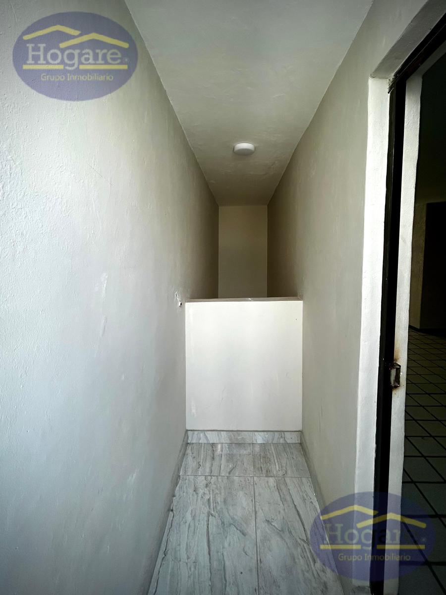 CASA EN VENTA A UN PAR DE CUADRAS DE BLVD AUSTRI, COLONIA CHAPALITA, LEÓN GTO