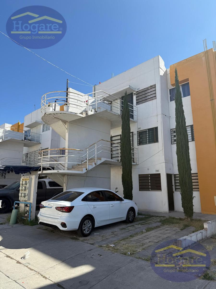 Apartado! Departamento en Lomas del Mirador, Planta Baja, Zona Norte León Gto