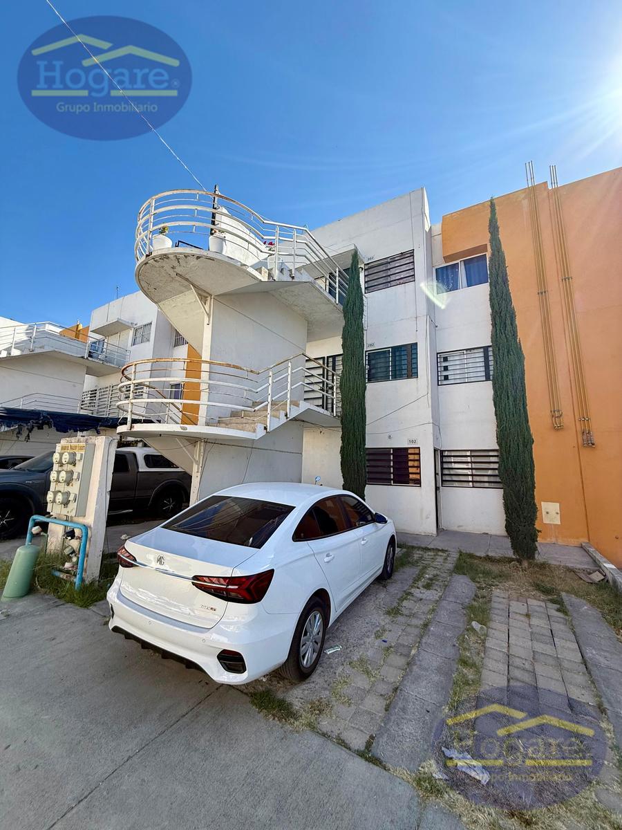 Apartado! Departamento en Lomas del Mirador, Planta Baja, Zona Norte León Gto