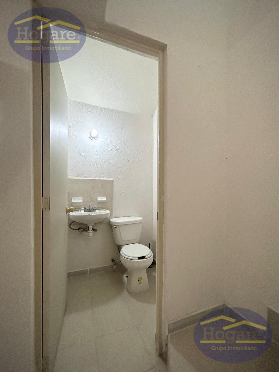 Apartada! CASA EN VENTA FRACC PUERTA SAN CARLOS, BLVD AEROPUERTO, SUR LEÓN GTO