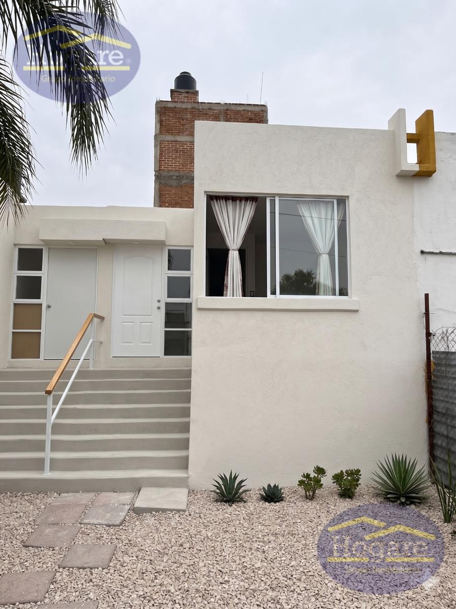 CASA EN VENTA REMODELADA JOYAS DE CASTILLA, LEÓN GTO