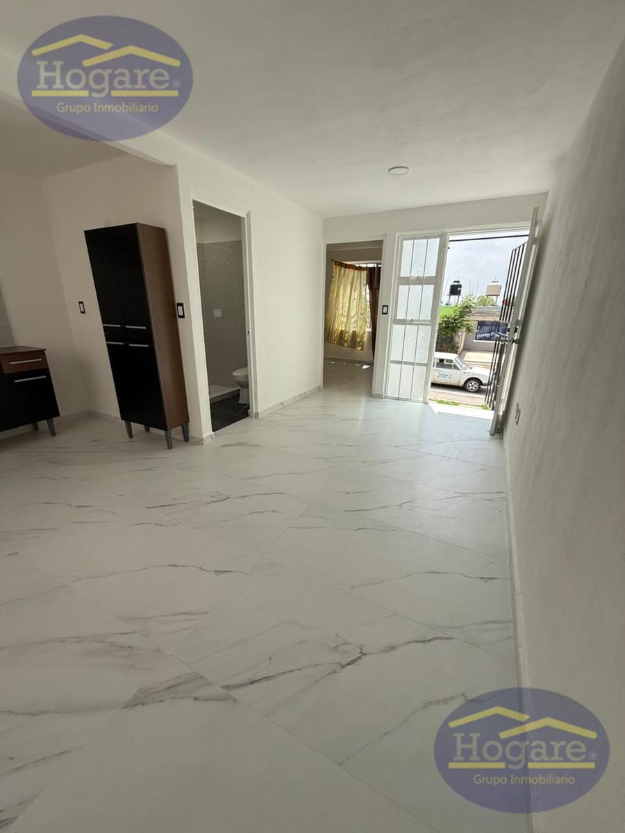 CASA EN VENTA REMODELADA JOYAS DE CASTILLA, LEÓN GTO