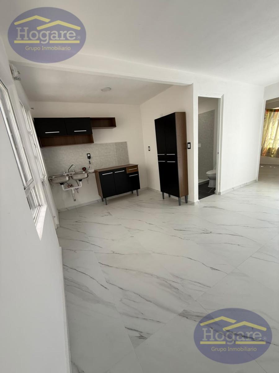 CASA EN VENTA REMODELADA JOYAS DE CASTILLA, LEÓN GTO