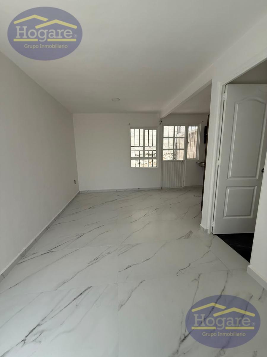 CASA EN VENTA REMODELADA JOYAS DE CASTILLA, LEÓN GTO