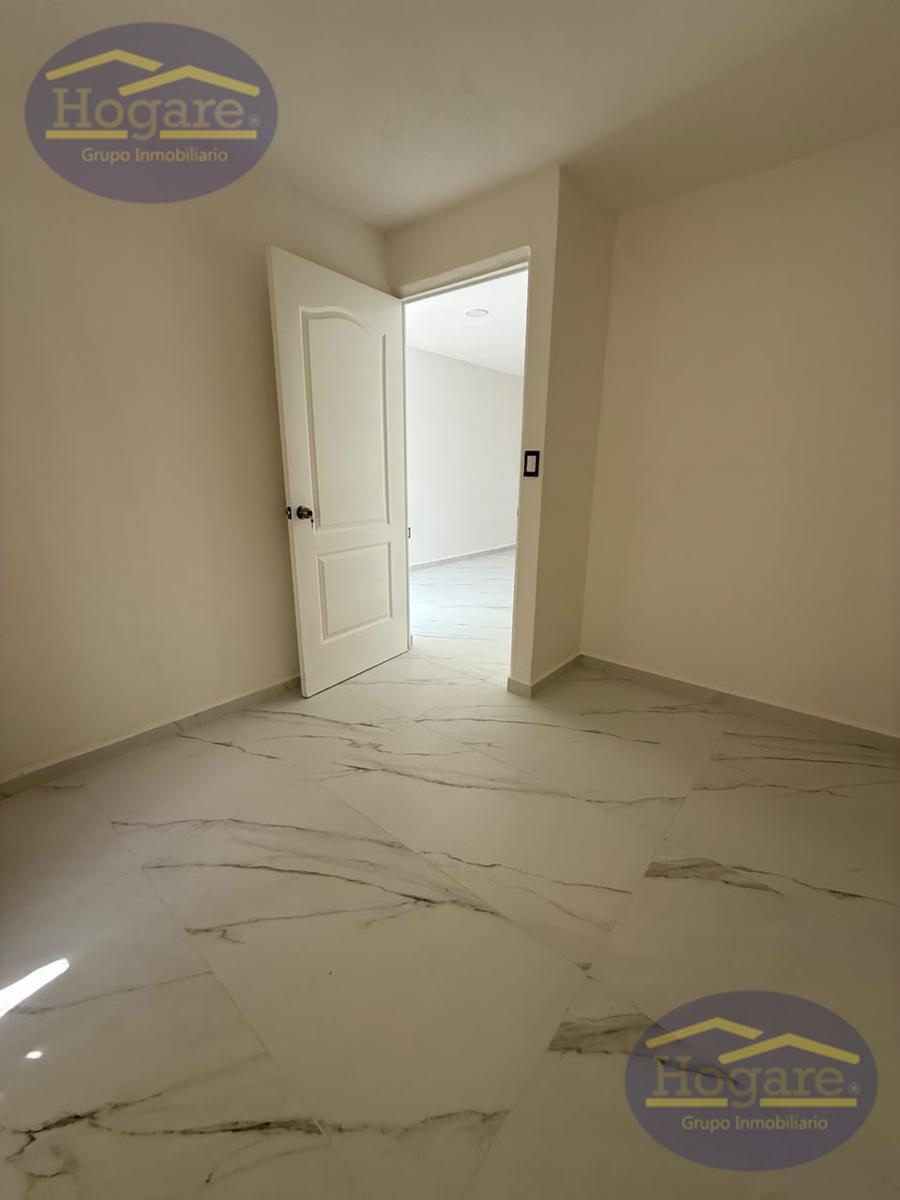 CASA EN VENTA REMODELADA JOYAS DE CASTILLA, LEÓN GTO