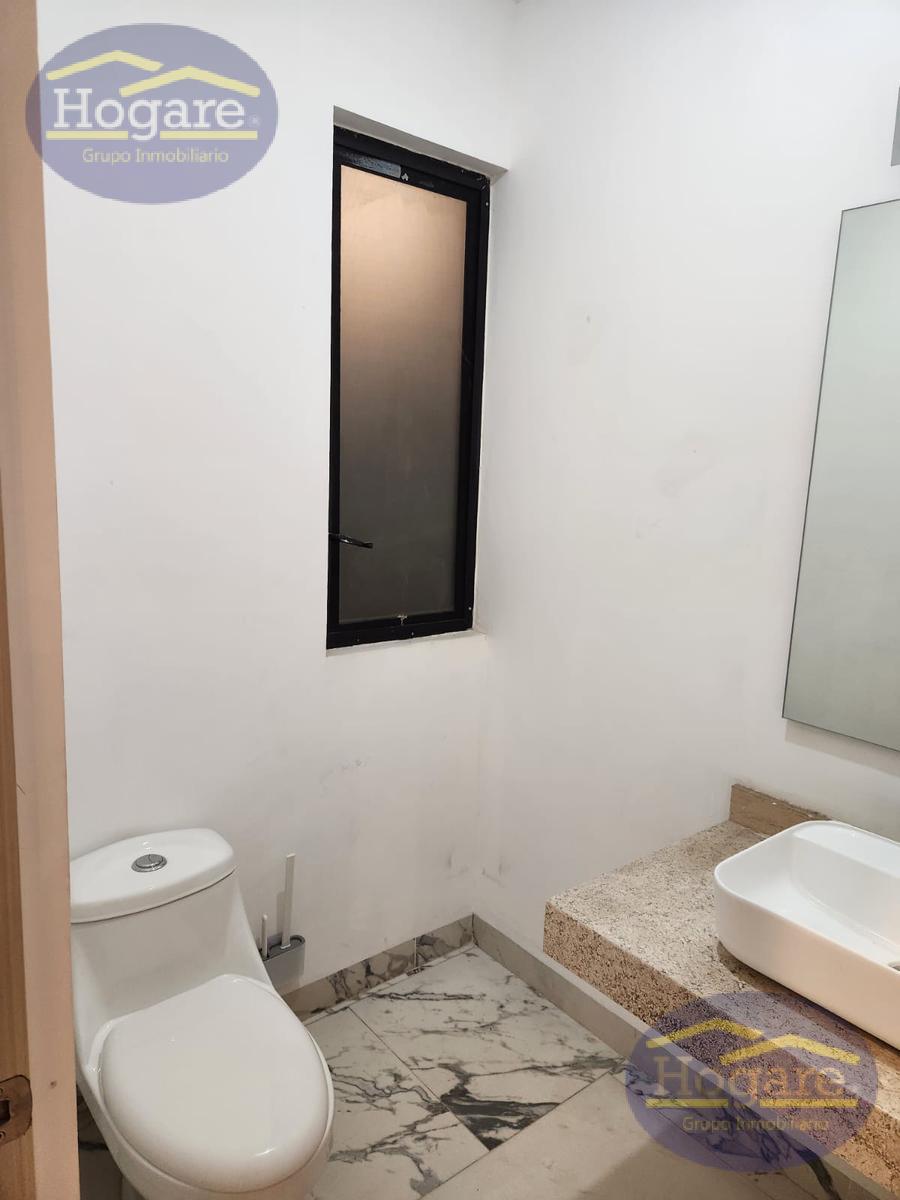 Venta Casa en Molino, Lomas 4, Residencial León Gto