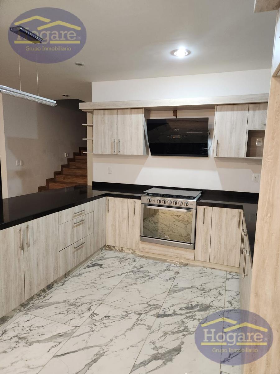 Venta Casa en Molino, Lomas 4, Residencial León Gto