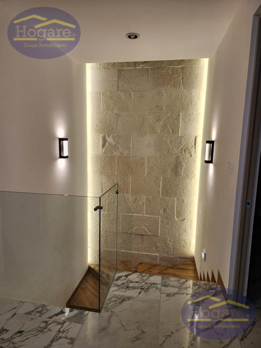 Venta Casa en Molino, Lomas 4, Residencial León Gto