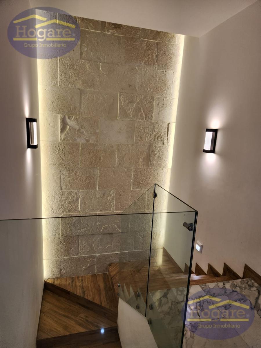 Venta Casa en Molino, Lomas 4, Residencial León Gto