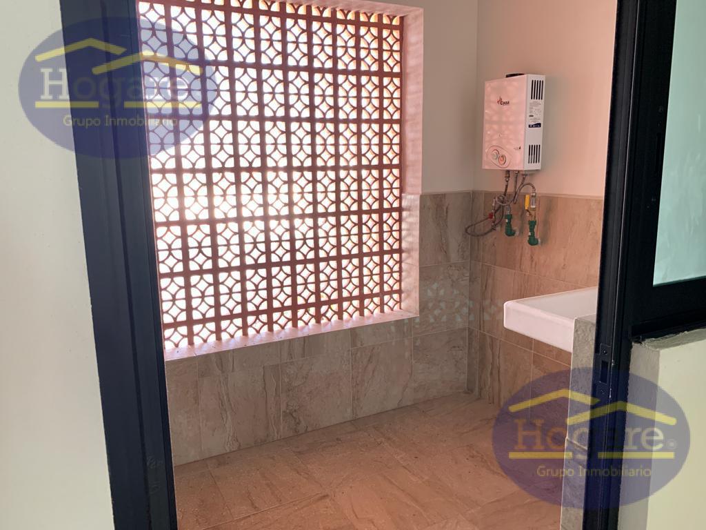 Departamento en Renta con Excelente Ubicación-Fraccionamiento El Condado Plus, León, Gto.