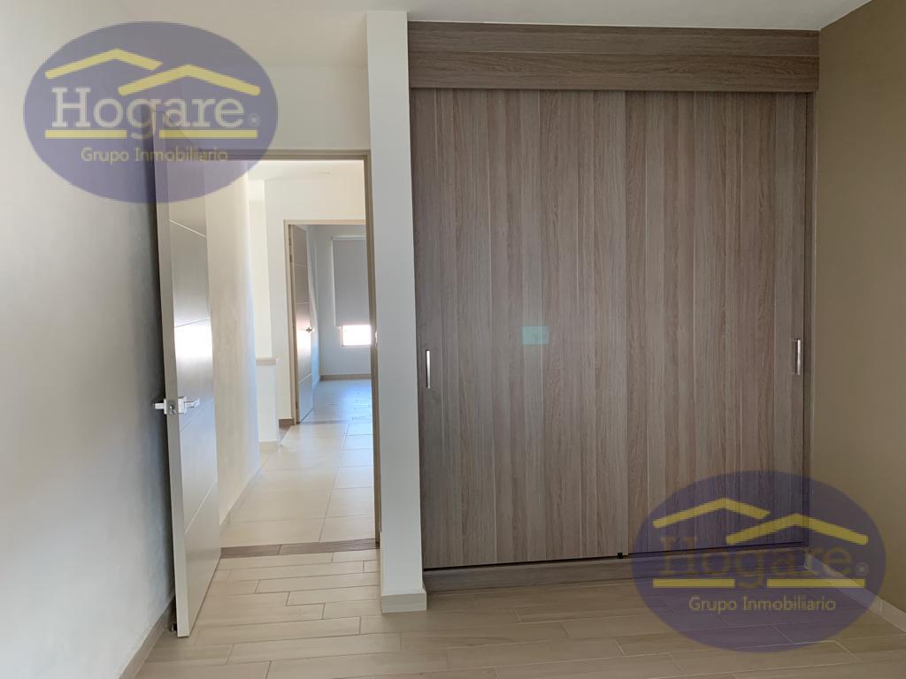 Departamento en Renta con Excelente Ubicación-Fraccionamiento El Condado Plus, León, Gto.