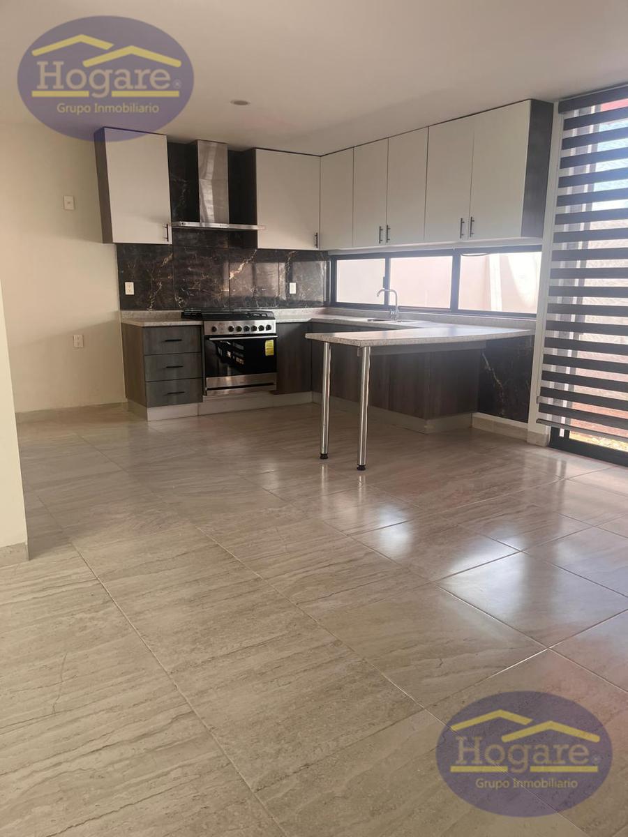 Casa en Renta Ciudad Maderas en la entrada a León Guanajuato