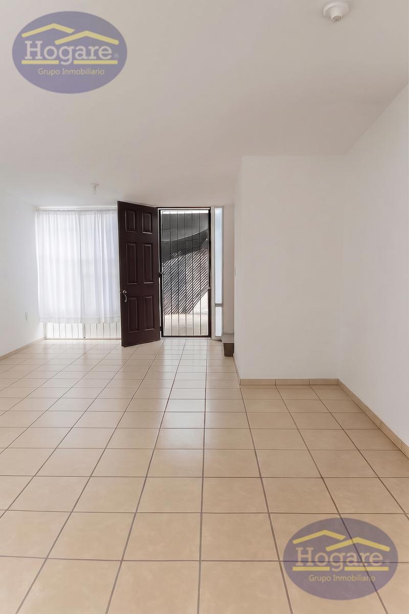 Apartada! Casa en Venta en Colonia Observatorio II, por Blvd. San Juan Bosco, León Gto