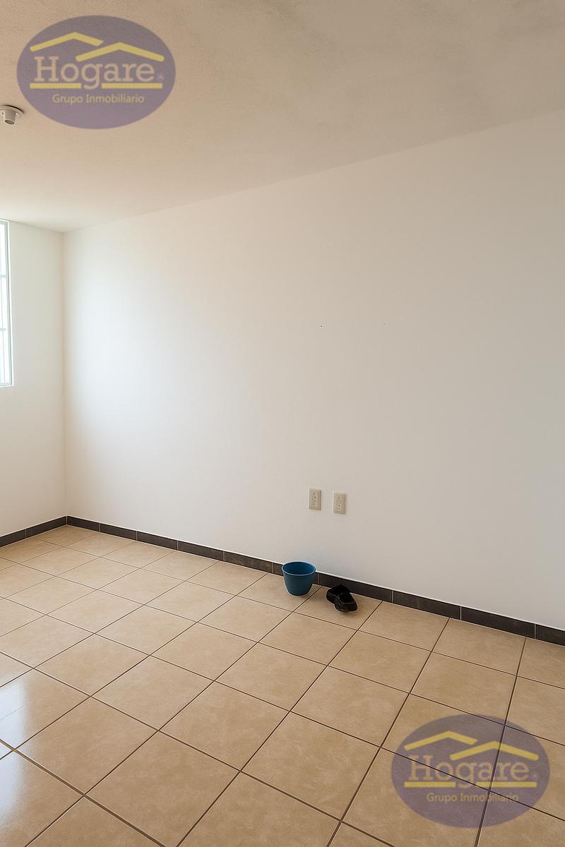 Apartada! Casa en Venta en Colonia Observatorio II, por Blvd. San Juan Bosco, León Gto