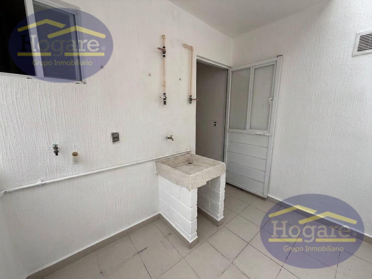 Casa en Venta Remodelada Fraccionamiento Punta Dorada, León Gto